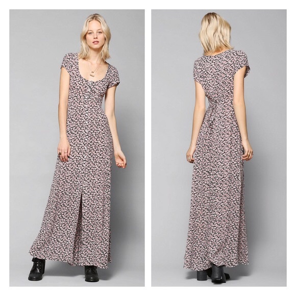 Urban Outfitter Georgina Floral Maxi Dress - Picture 1 of 4